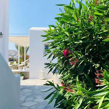 Eleftheria & Hotel *