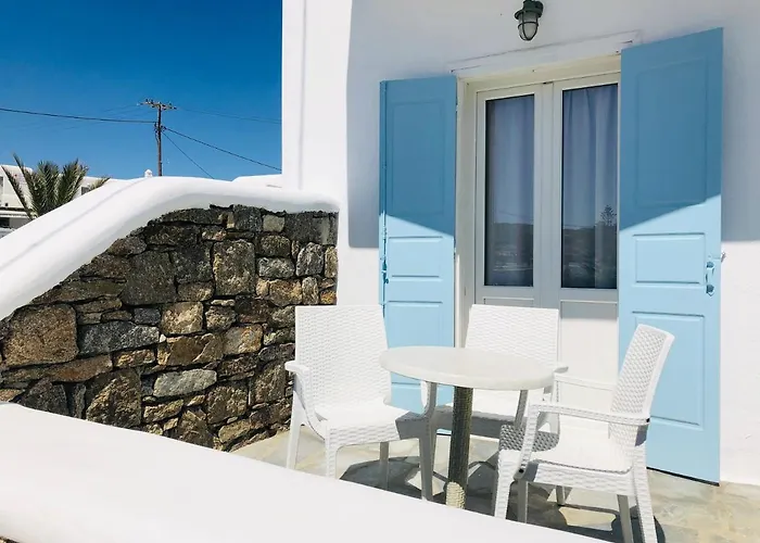 Hotel Eleftheria & *