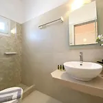 Szálloda Eleftheria & Ornósz