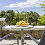 Eleftheria & Hotell Ornos (Mykonos)
