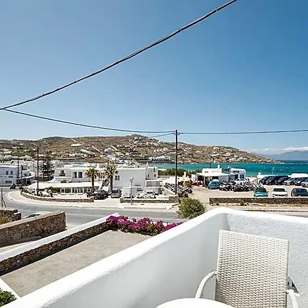 Hotell Eleftheria & *