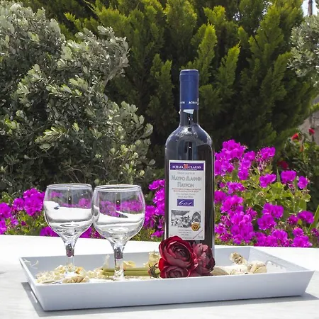 Eleftheria & Szálloda