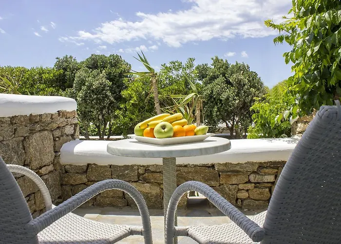 Eleftheria & Hotel Ornos (Mykonos)