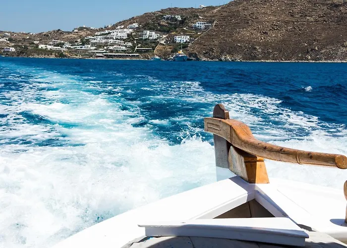 Eleftheria & Hotel *